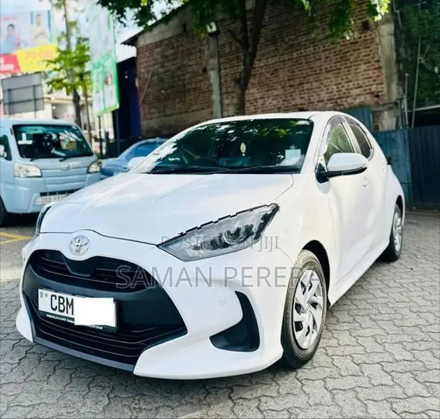Toyota Yaris X 2023
