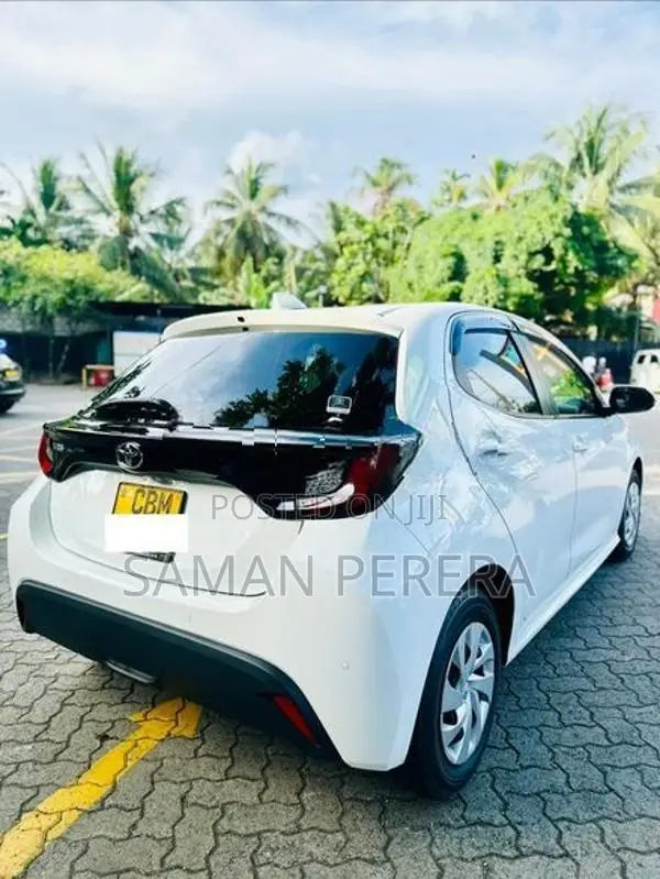 Toyota Yaris X 2023