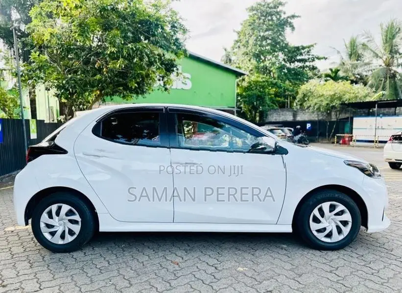 Toyota Yaris X 2023