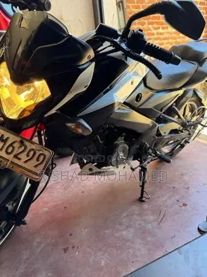 Bajaj Pulsar NS160 2017