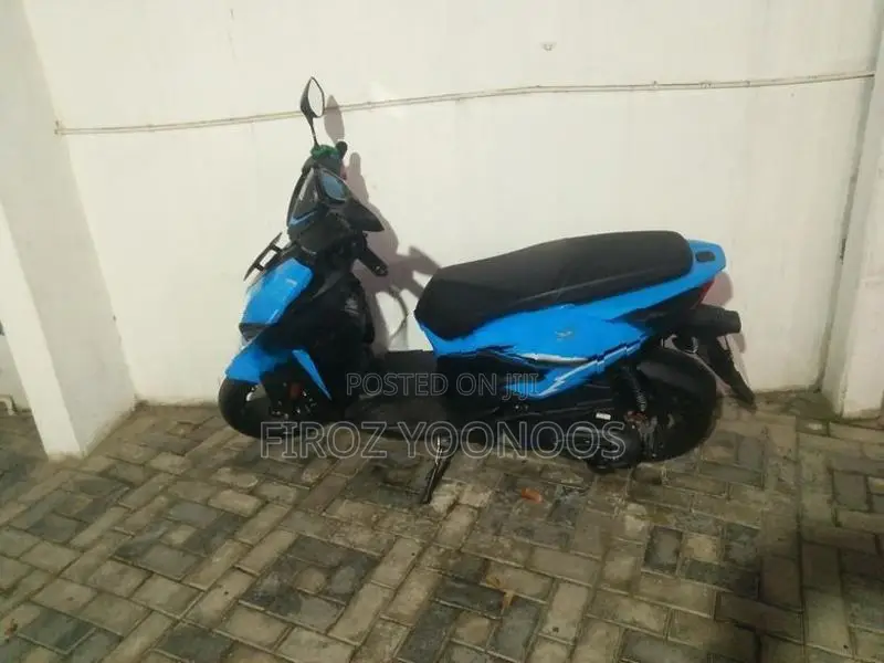 Hero Xoom 110 Blue 2026