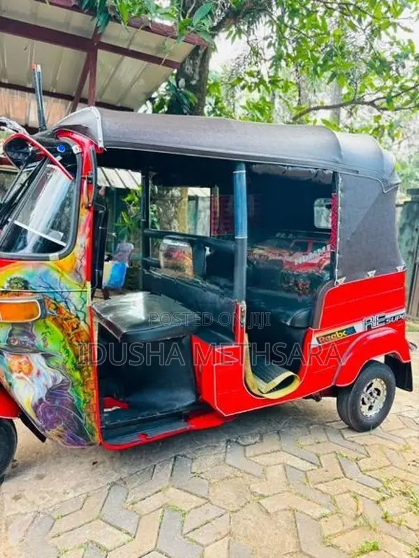 Bajaj RE 2006