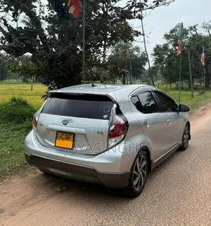 Toyota Aqua 2015