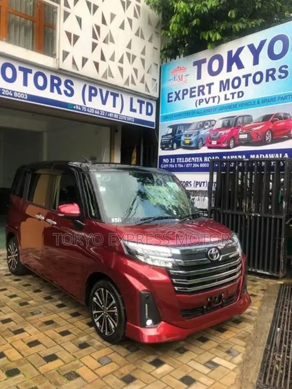 Toyota Roomy GT Custom Turbo 2024