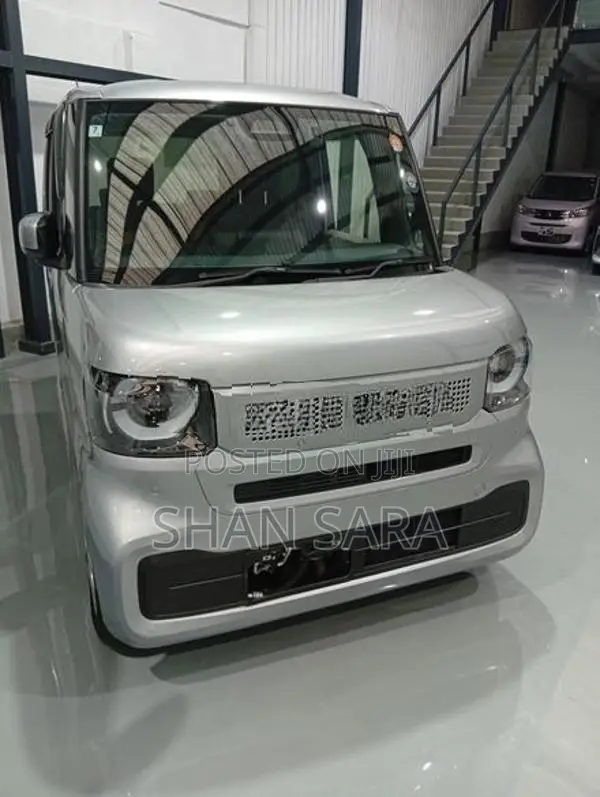 Honda N-Box G Grade 2024