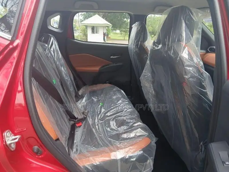 Nissan Magnite Tekna Plus 2025