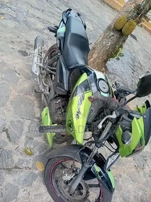 TVS Apache 2015