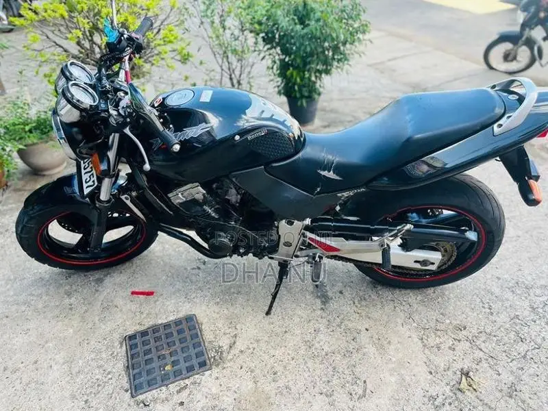 Honda Hornet 2012