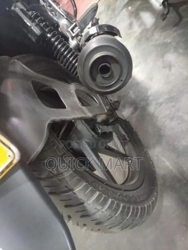 Bajaj Pulsar 150 2015