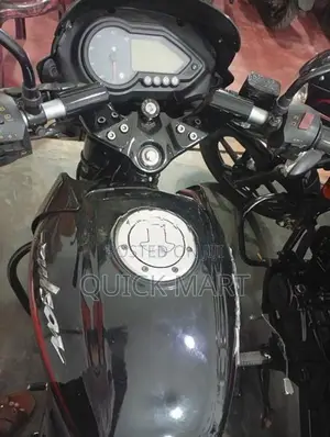 Bajaj Pulsar 150 2015