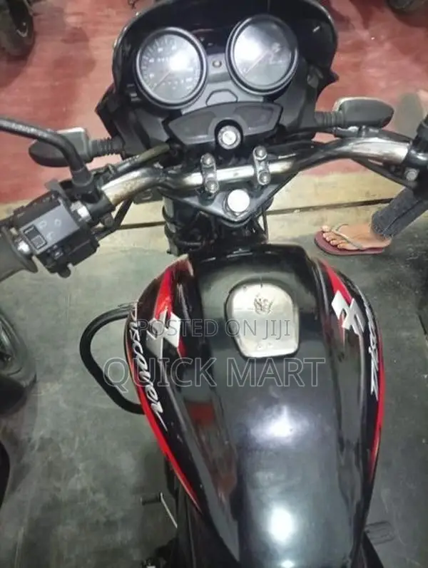 Bajaj Discover 2009