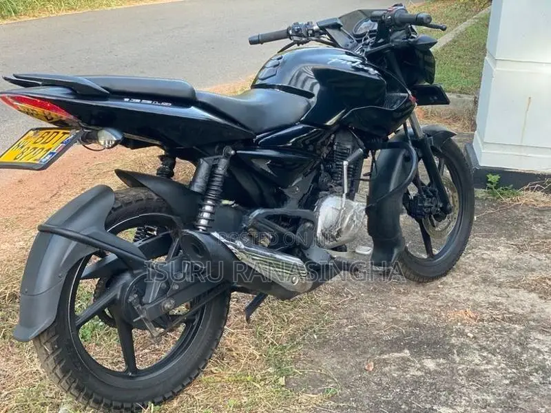 Bajaj Pulsar 135 2016