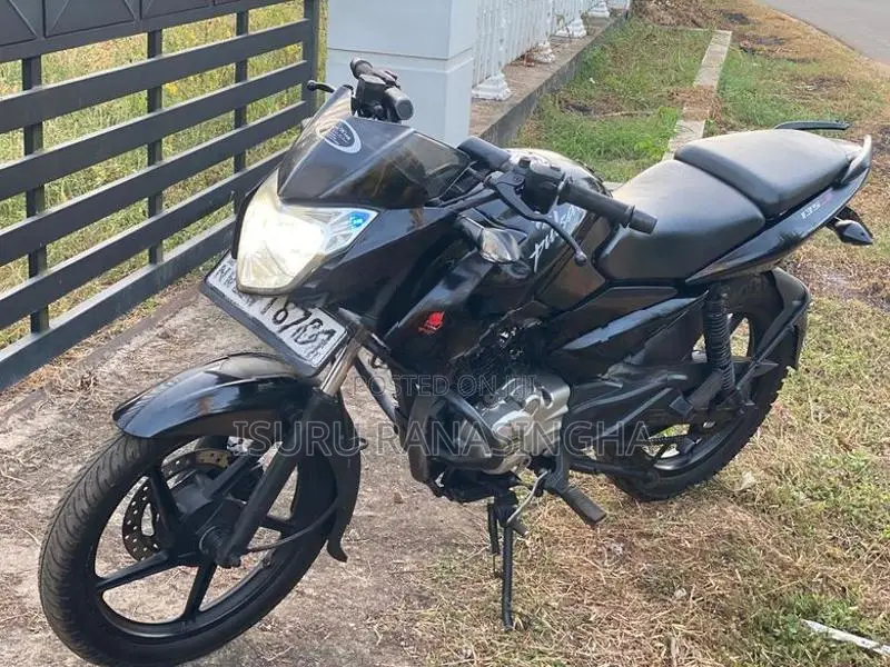 Bajaj Pulsar 135 2016