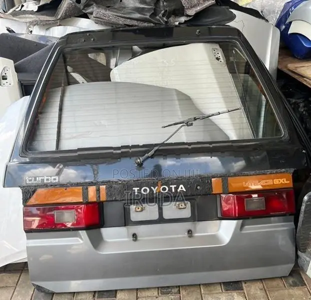 Toyota Liteace Dicky Door