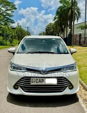 Toyota Axio NKE165 G LTD 2015