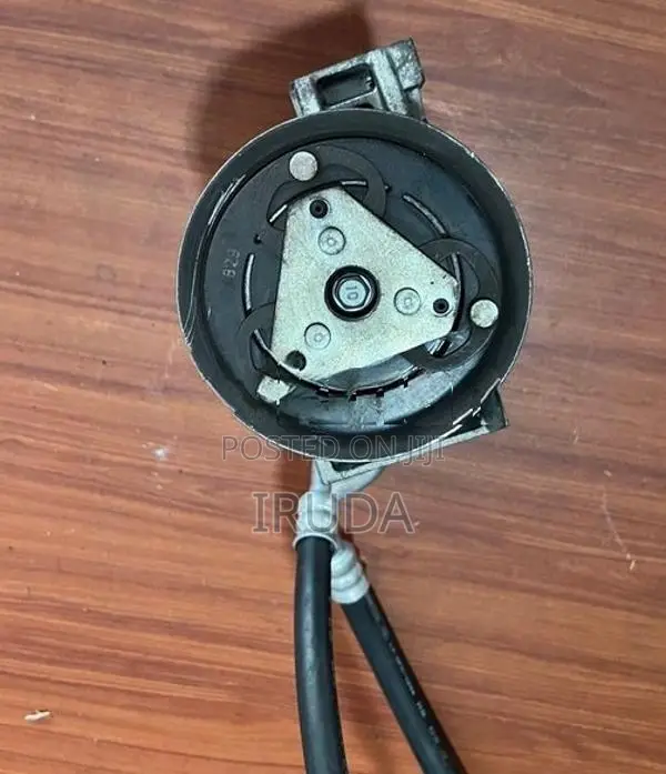 Nissan Tiida AC Compressor