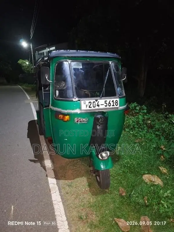 Bajaj RE 1998