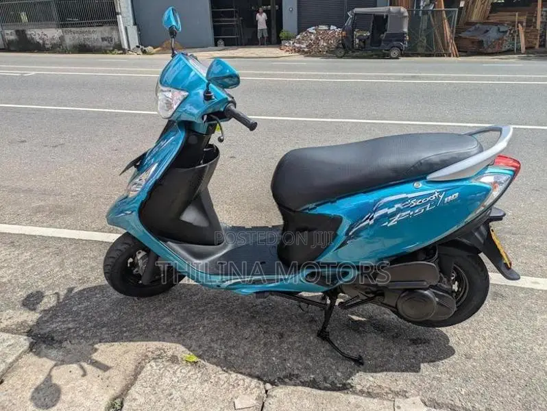 TVS Scooty Zest 2015