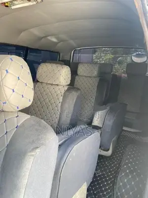 Toyota Hiace LH61 Long 1986