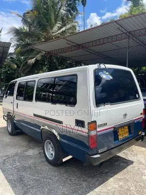 Toyota Hiace LH61 Long 1986