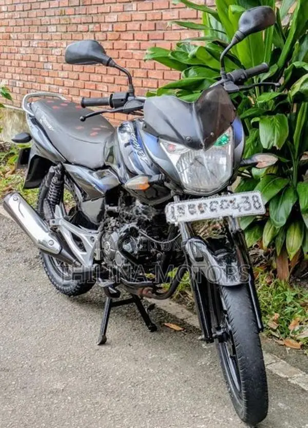 Bajaj Discover 2014