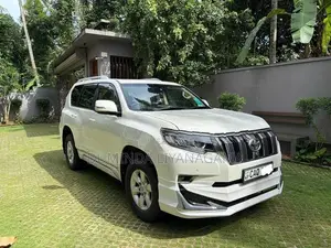 Toyota Land Cruiser Prado 2015