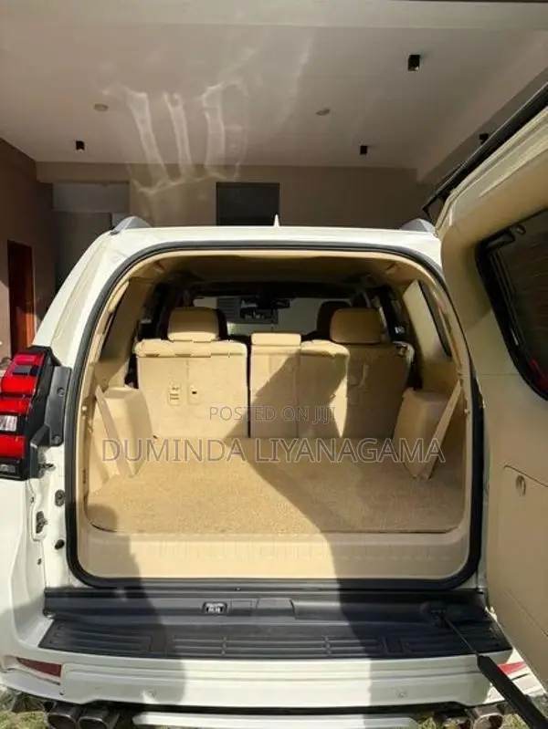 Toyota Land Cruiser Prado 2015
