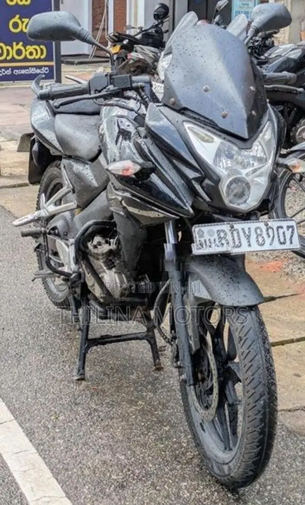 Bajaj Pulsar AS 150 2015