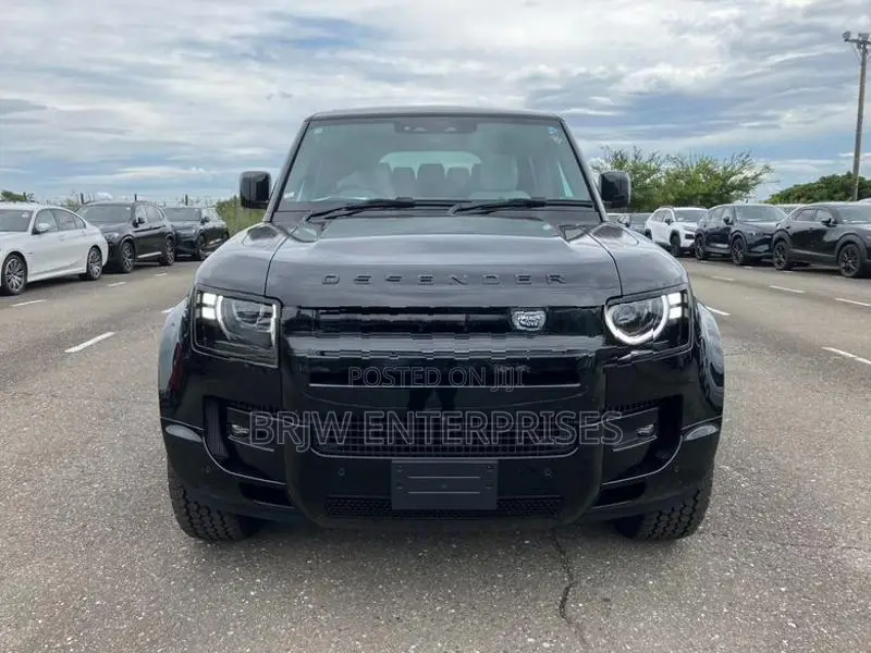 Land Rover Defender 110 XE 2026