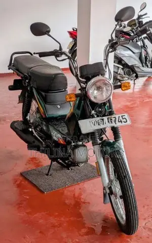 TVS XL 100 2025