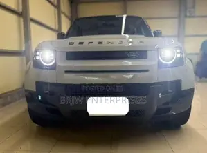 Land Rover Defender 2026