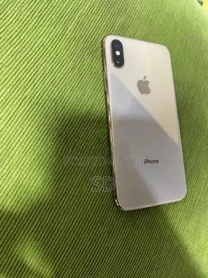 Apple iPhone XS 256GB (Used)