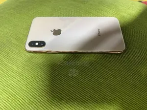 Apple iPhone XS 256GB (Used)