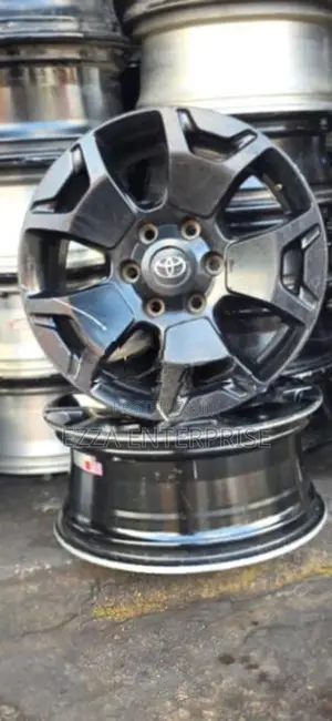 Toyota Hilux Revo Rocco 18