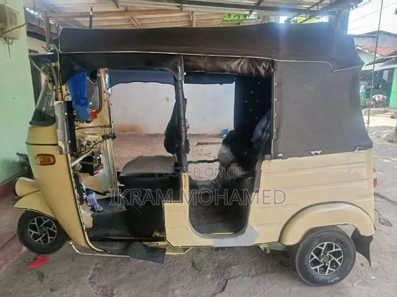 Bajaj RE 1997