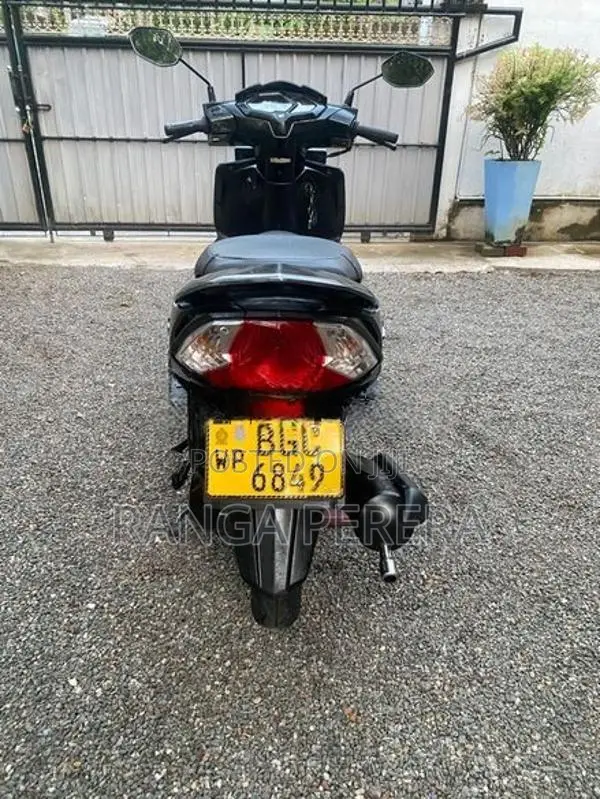 Honda Dio 2017