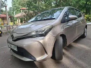 Toyota Vitz 2015
