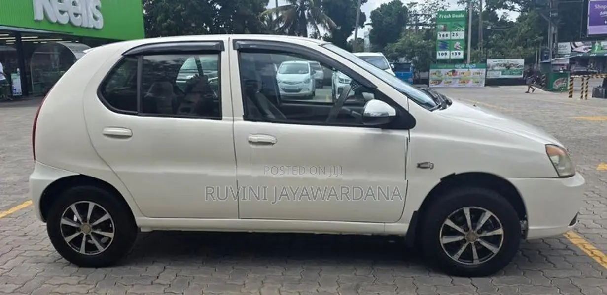 Tata Indica EV2 GLX 2014