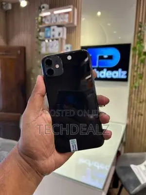 Apple iPhone 11 (Used)
