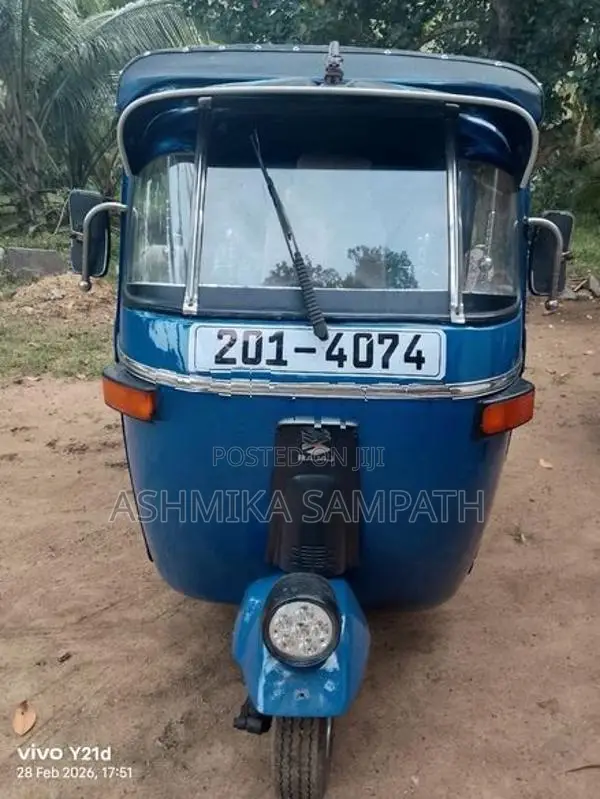 Bajaj RE 1998