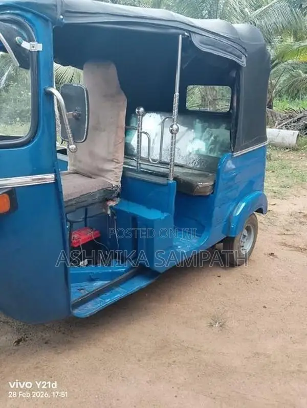 Bajaj RE 1998
