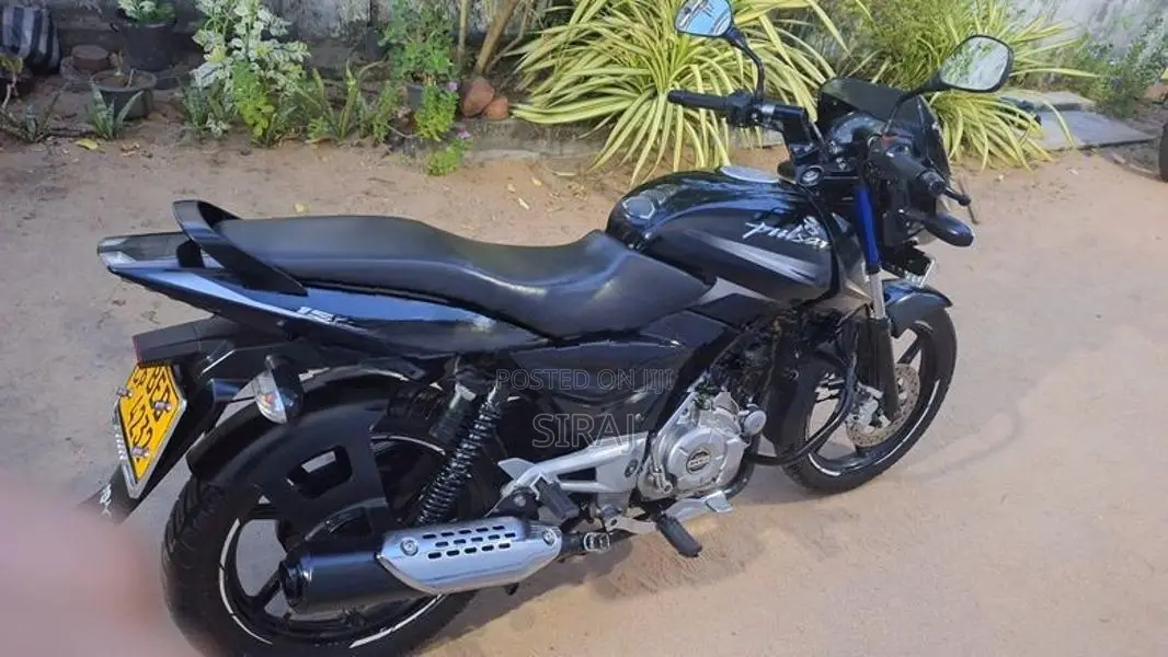 Bajaj Pulsar 150 2016
