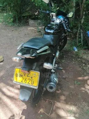 Bajaj Pulsar 180 2011