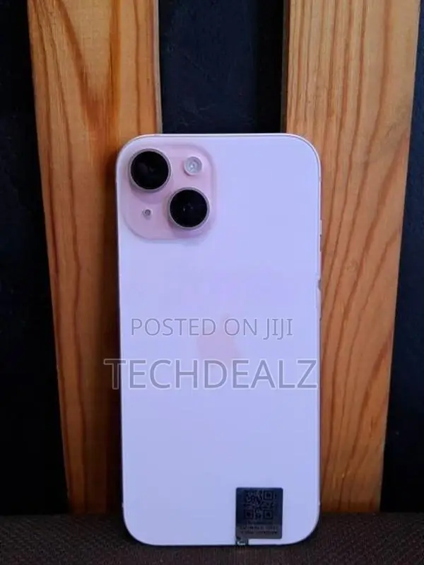 Apple iPhone 15 (Used)