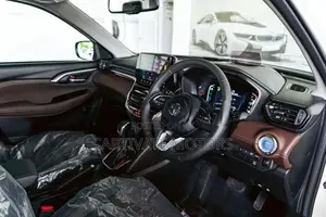 Toyota Hyryder V Highest Spec 2026