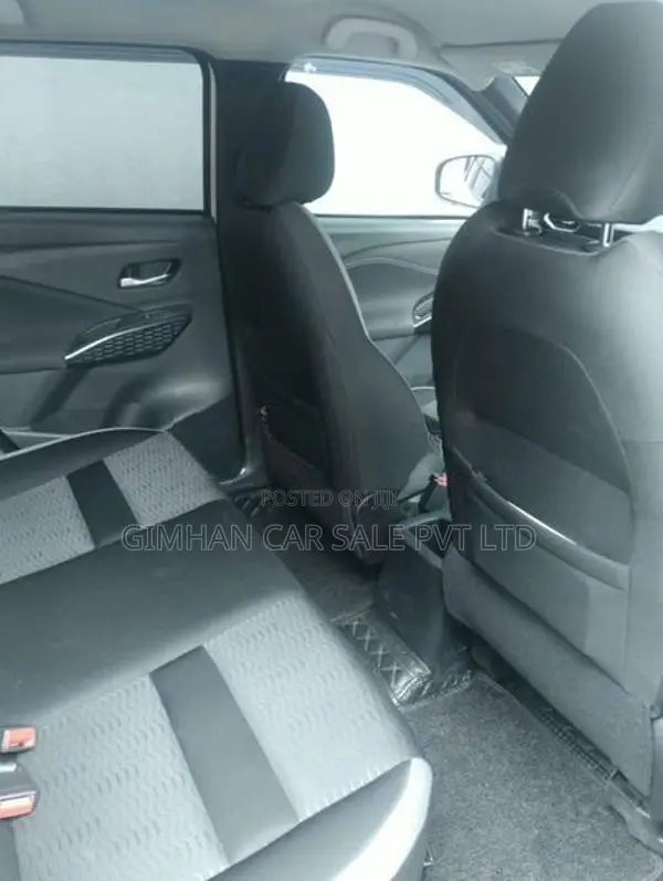 Nissan Magnite Acenta EZ-Shift 2026