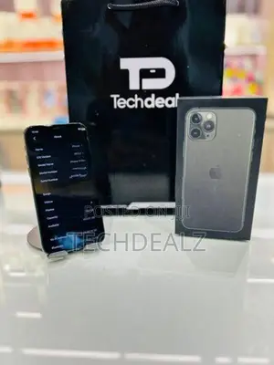 Apple iPhone 11 Pro 256GB (Used)