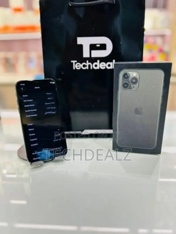 Apple iPhone 11 Pro 256GB (Used)