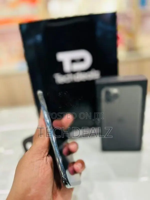 Apple iPhone 11 Pro 256GB (Used)