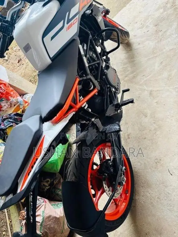 KTM Duke 160 2026
